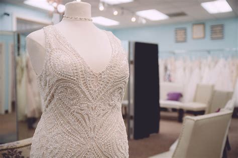 brides by young|size inclusive bridal shops.